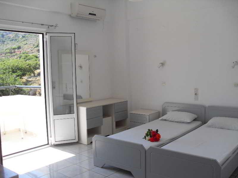 Iraklis Apartments Stalida Exteriör bild
